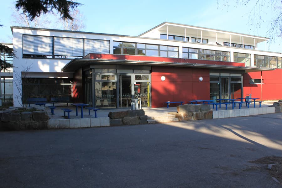 Landrat-Lucas-Gymnasium